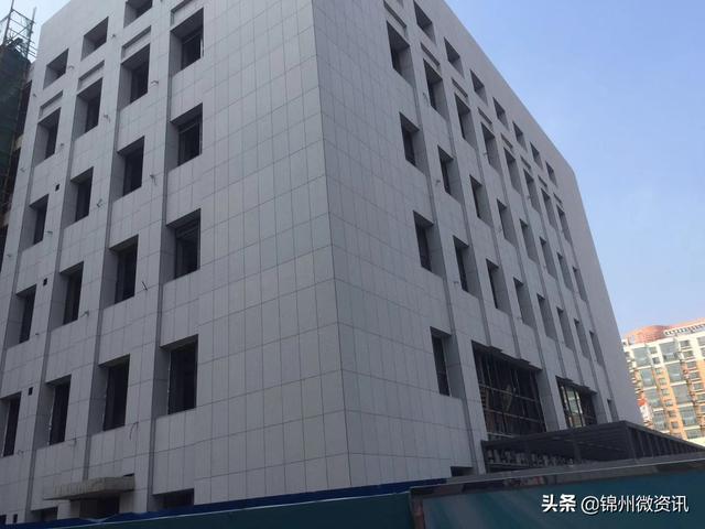 期待！锦州市中心医院新楼工程建设进展！外墙体开始装饰！