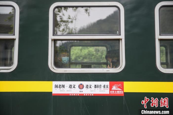 图为5630次列车。 瞿宏伦 摄