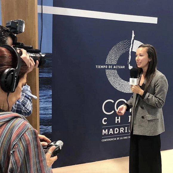 图注:Hana在COP25大会现场接受采访