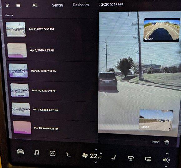 特斯拉将对用户推送新功能，可直接在中控屏上调取车载摄像头录制的视频