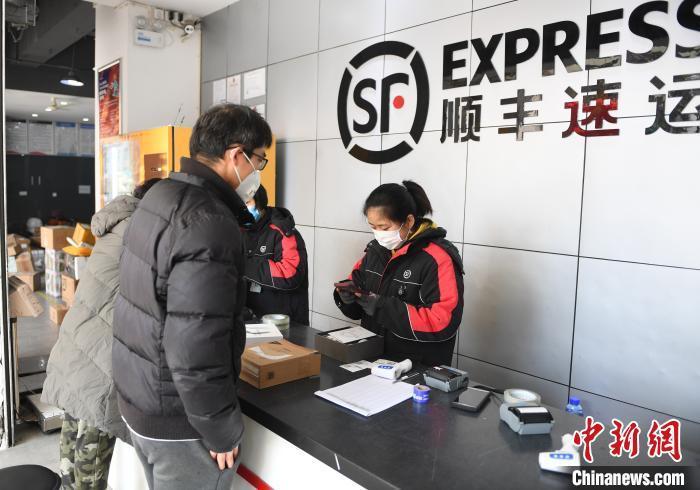 资料图:杭州某快递企业网点。 李晨韵 摄