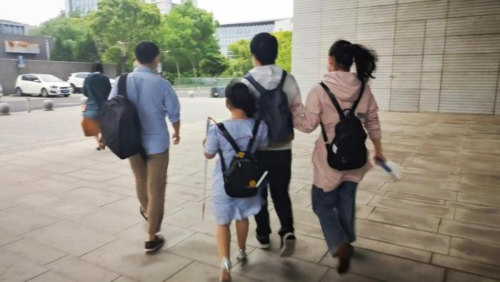 不想开按摩店的盲人,究竟还能干什么工作?