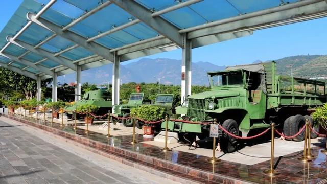邂逅·潞江：览世界名山，品民族风情