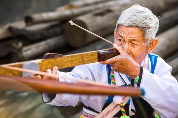 邂逅·潞江：览世界名山，品民族风情