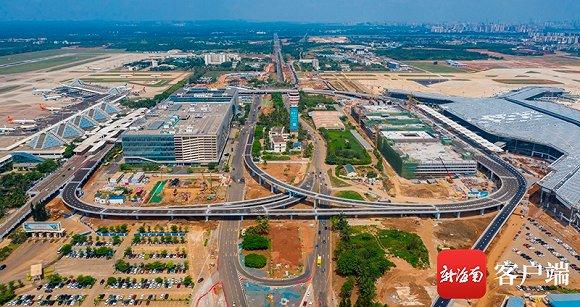 空中俯瞰图为海口美兰国际机场环状交通路桥。图片来源:南海网
