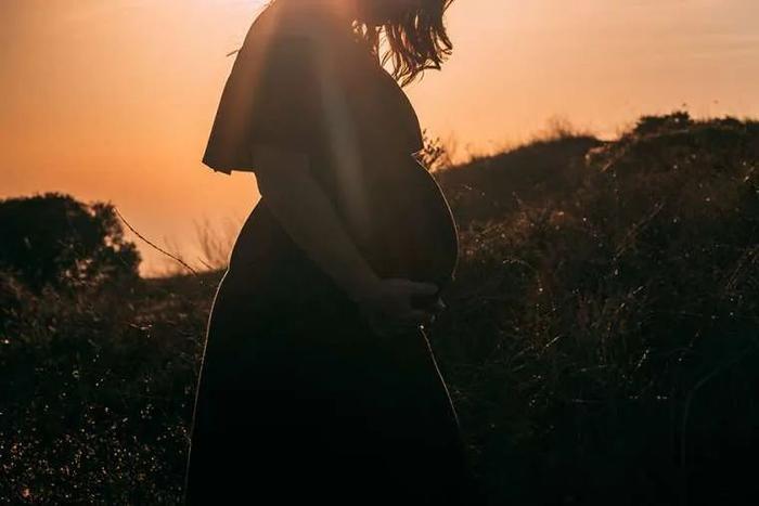新西兰华人曝料：“怀孕6个月时丢掉工作，我觉得公司在歧视孕妇”