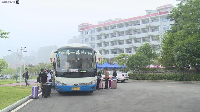 湖南第一所复学高校正式开学 9520名学生分两批返校