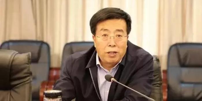 落马 5月6日晚,据甘肃纪检监察网消息,兰州市人大常委会副主任胥波