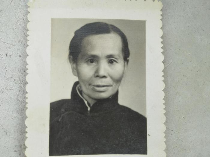 黄大婶(摄于1983年)