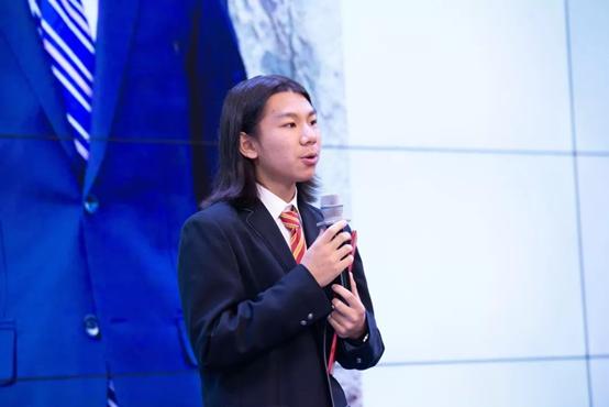 哈佛大学
