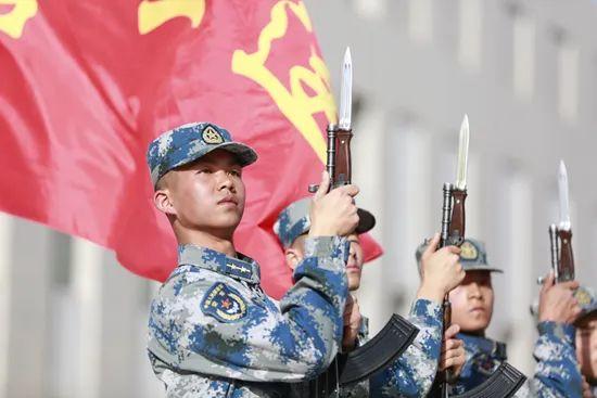 空军某试训基地某部警卫连官兵。孙琳/摄