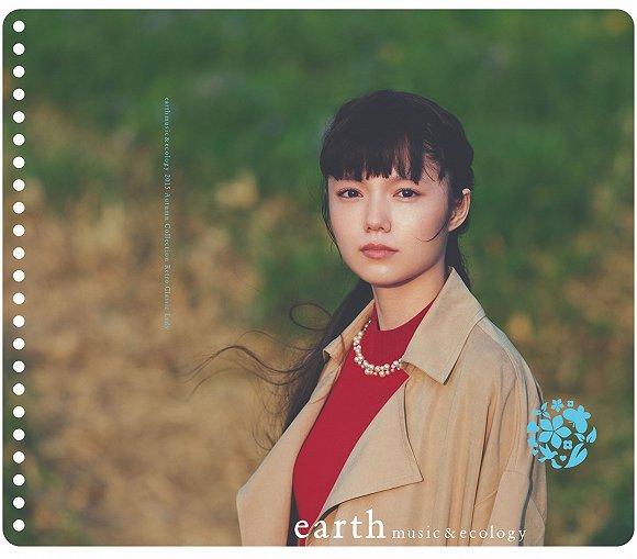 earth music & ecology代言人宫崎葵 图片来源:earth music & ecology