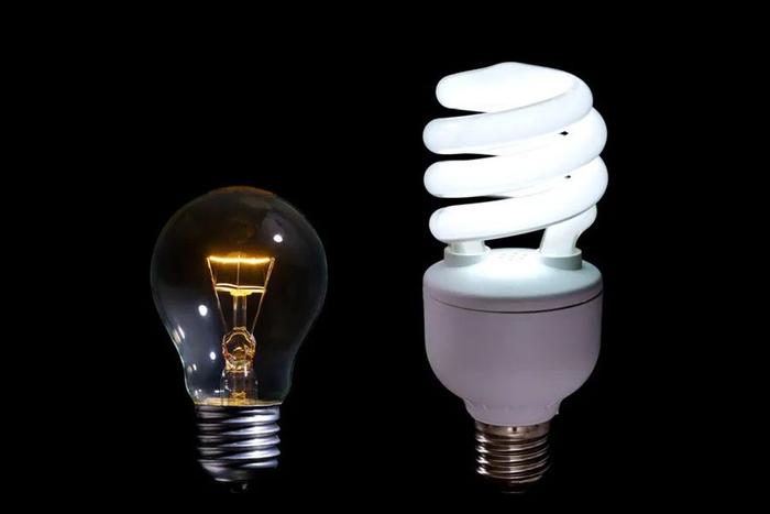 无所不在的 LED 灯：为什么它能走进千家万户，点亮整个世界？