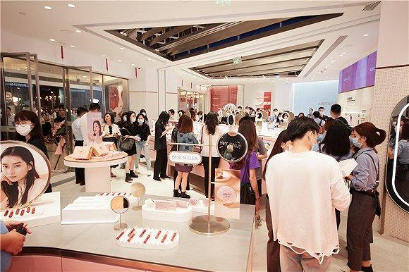 完子心选广州正佳店 图片来源:逸仙电商