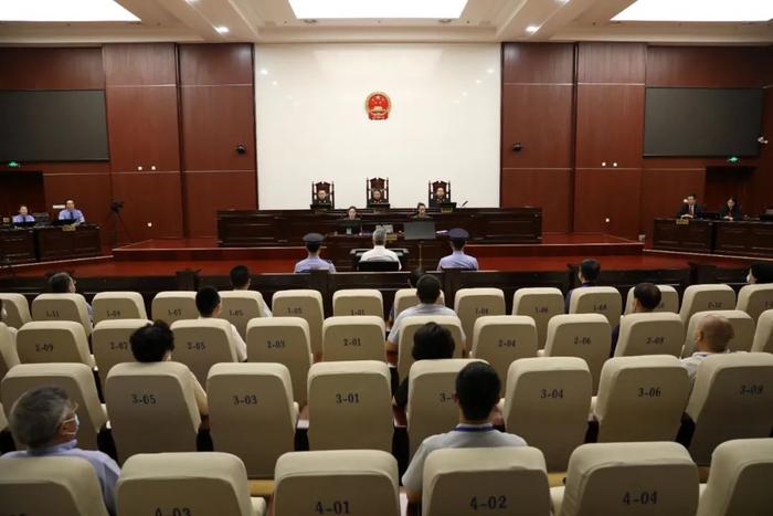 河北省人大常委会原副主任张杰辉受贿案一审宣判：有期徒刑15年，罚没个人财产600万元