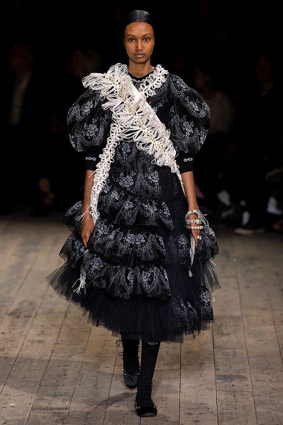 Simone Rocha 2020春夏系列 图片来源:Vogue