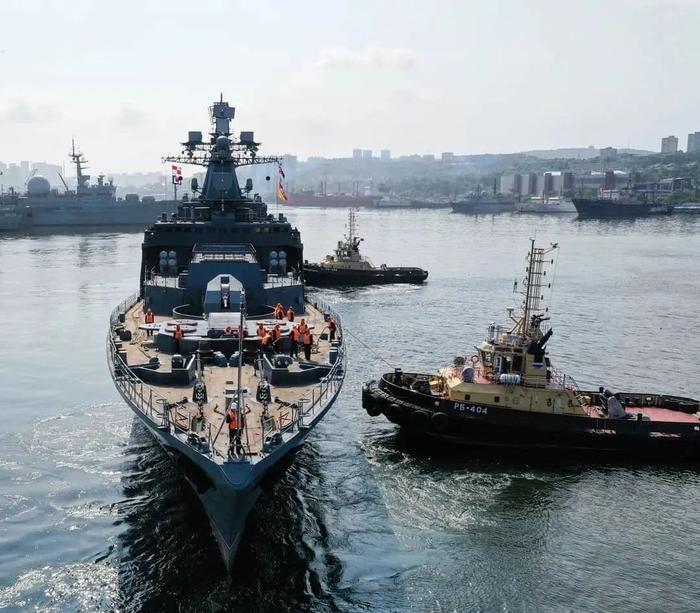 前出日本海！俄罗斯“无畏”级驱逐舰全面升级，惨遭大火如何因祸得福？