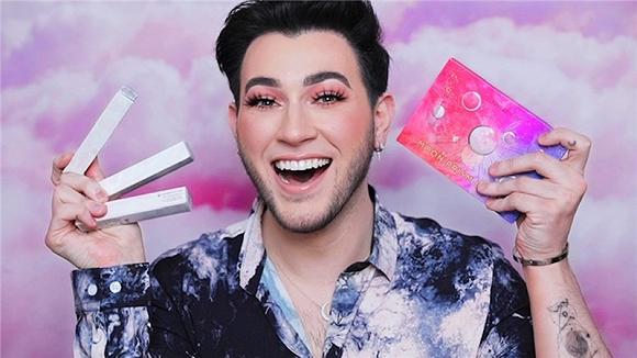 △Manny MUA与Lunar Beauty产品