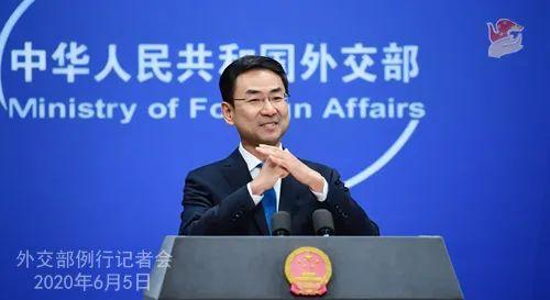 ▲2020年6月5日,耿爽最后一次以外交部发言人身份出现在外交部蓝厅。