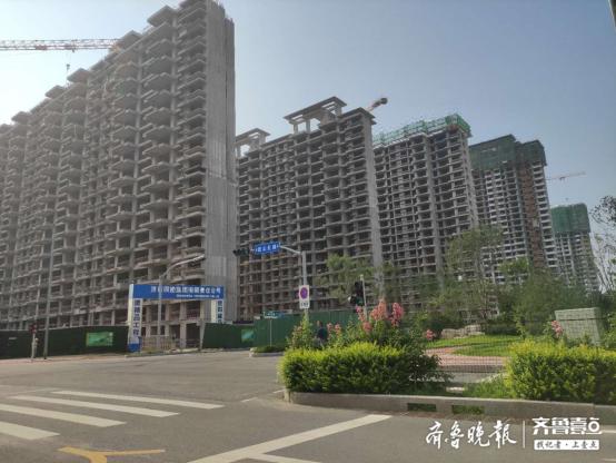 区内正在施工的楼盘鳞次栉比