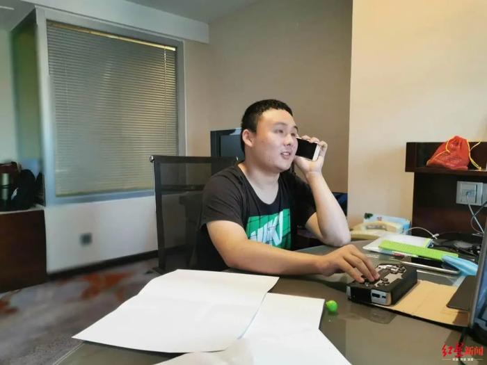 昂子喻希望报免费师范生,以后去特教学校当老师
