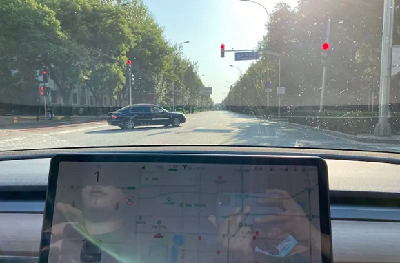 逆光条件下识别可能不准