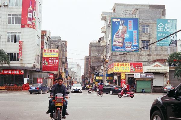 余沛生活的广西小镇 本文图片除特殊标注外,均为受访者供图