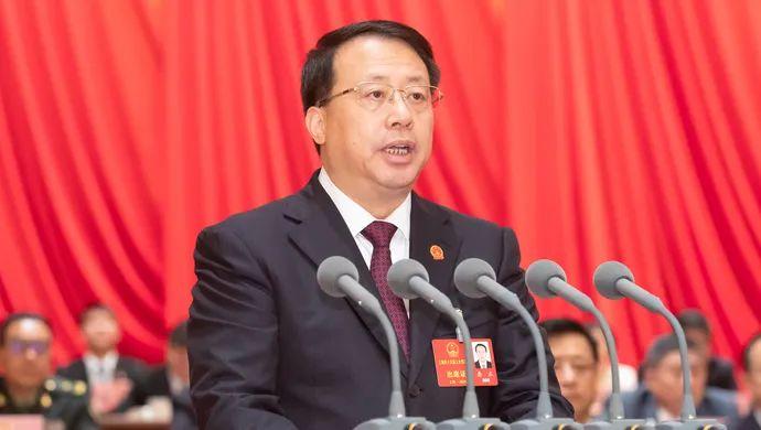新当选上海市市长龚正发表讲话。张春海摄