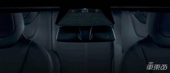 特斯拉的三枚前向摄像头