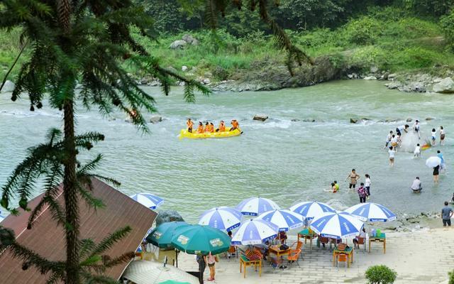 四川耍水攻略！到这些地方漂流、打水仗、放肆high