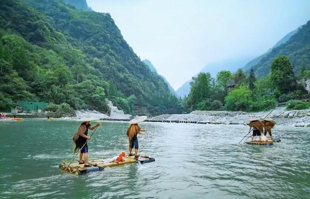 四川耍水攻略！到这些地方漂流、打水仗、放肆high