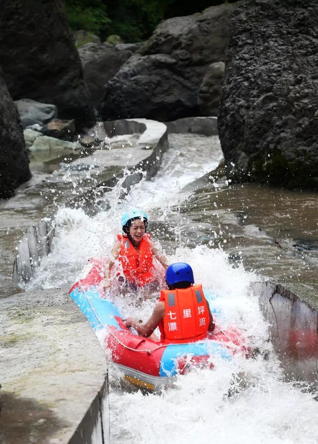 四川耍水攻略！到这些地方漂流、打水仗、放肆high