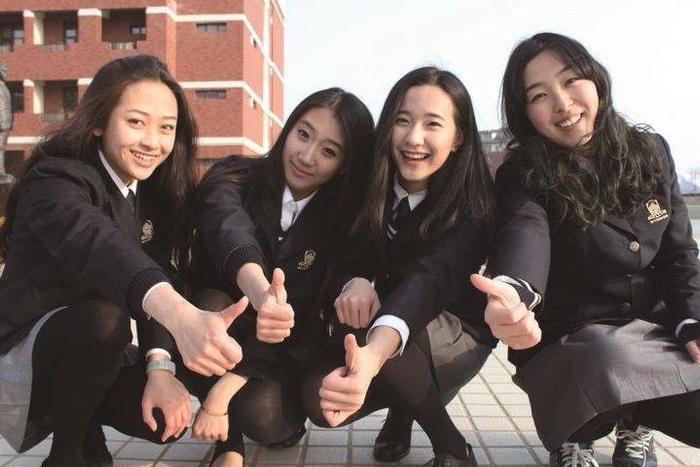 济南枫叶双语学校高中招生开始，2020年8月正式开学