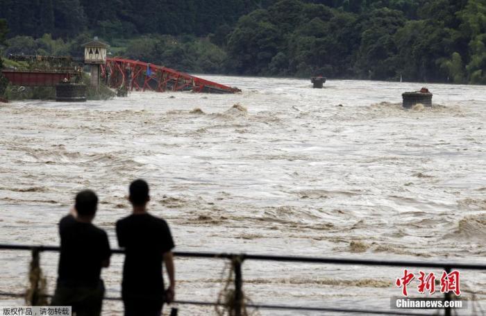 日本九州地区暴雨已致59死 多地民宅被泥石流冲毁