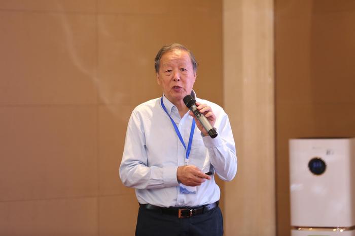 国家教育咨询委员会委员杨东平