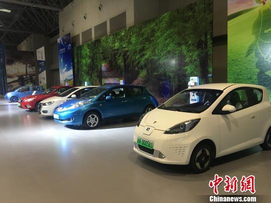 重庆本地车企已有长安、恒通、力帆和小康相继进入智能汽车领域。 张燕 摄