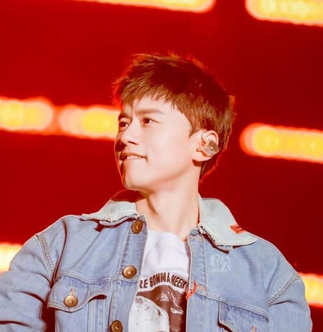 歌手排行榜_华语流行音乐歌手排行榜前100名出炉,周杰伦第3名,刀郎第84名(2)