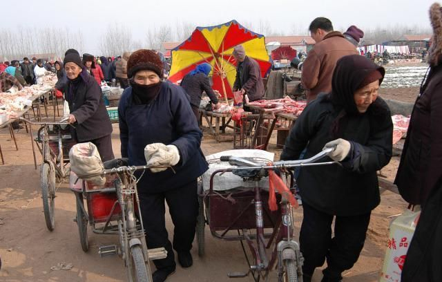 新疆中亚商品交易中心 跨境供应链