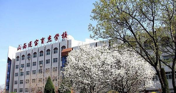 广州花社区高端师资开课实录：当精英教育走进百姓客厅的新探索