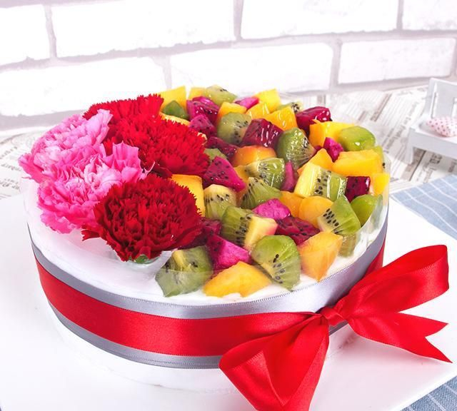 70岁生日蛋糕祝福语,70岁生日蛋糕图片