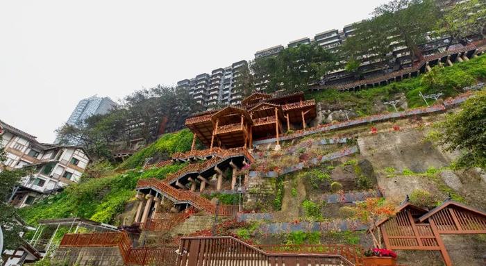 戴家巷崖壁步道 渝中区城市管理局供图