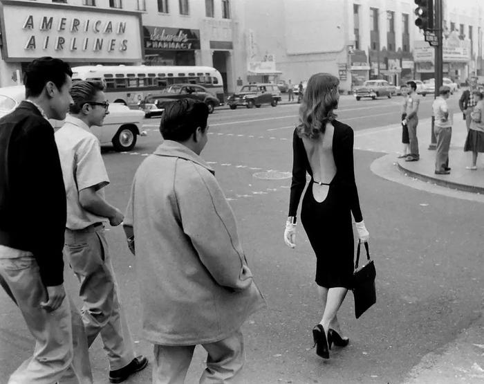 “TheBack”Vikki Dougan,1957