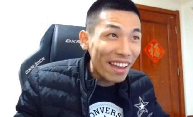 格斗游戏主持人怎么挣钱?圣戈当斯区现场直播花400万做号,六天靠礼品红包那哥