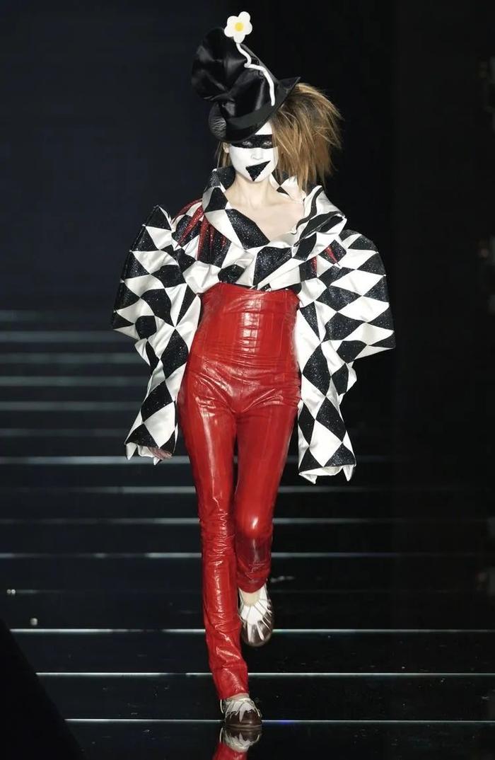 Christian Dior 2002