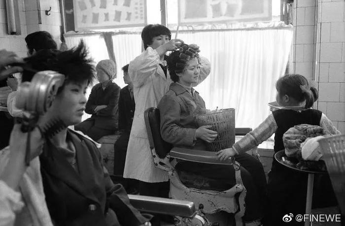 图源:微博@FINEWE 摄影:Guy Le Querrec