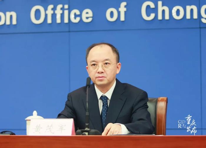 黄茂军介绍相关情况 李聪冲 摄