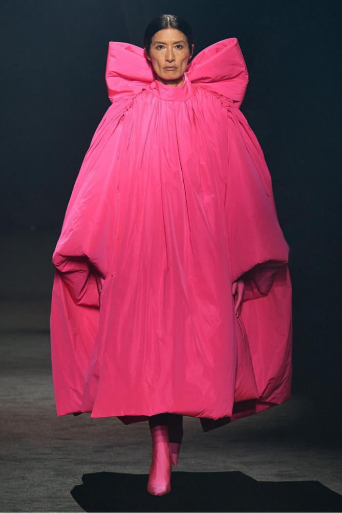 BALENCIAGA-Demna Gvasalia