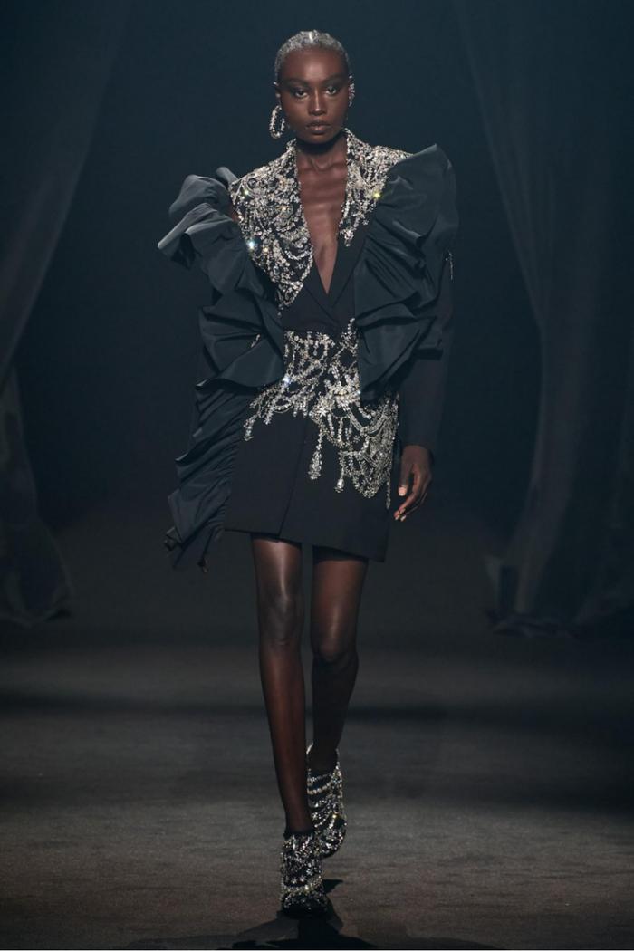 ALEXANDER MCQUEEN-Sarah Burton