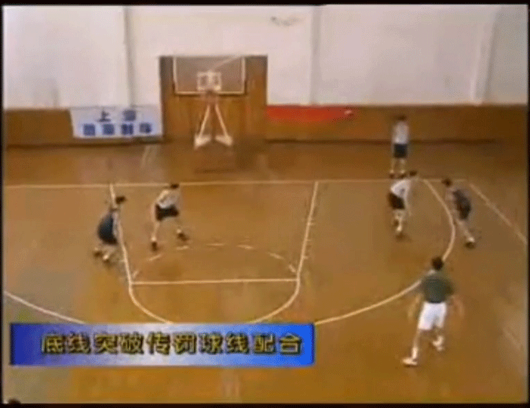 进攻端外线投射与突破分球的高效结合