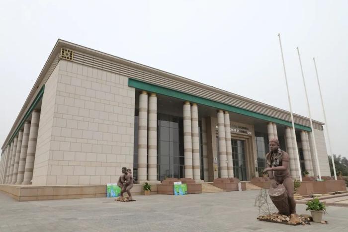 中国企业承建的塞内加尔黑人文明博物馆。周輖摄